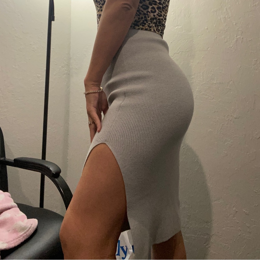 Abercrombie and fitch sweater slit blue skirt